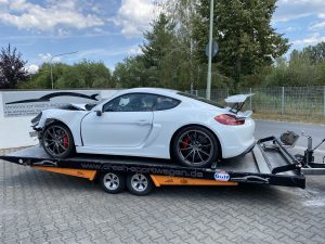 Porsche Cayman GT4 Frontschaden