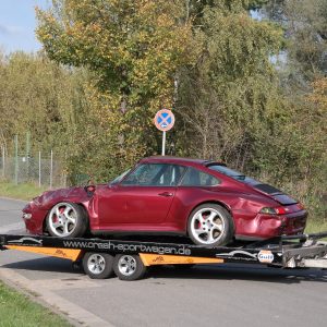Transport Porsche Unfallwagen -Totalschaden 993 Carrera 4 S