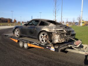 Kaufe Porsche Brandschaden