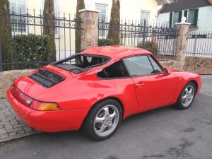 Porsche 993 Carrera rot Unfallwagen