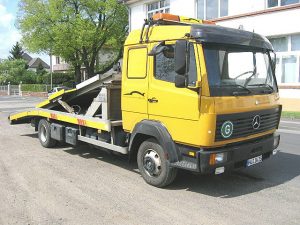 Porsche LKW Abschleppwagen für Unfall Porsche