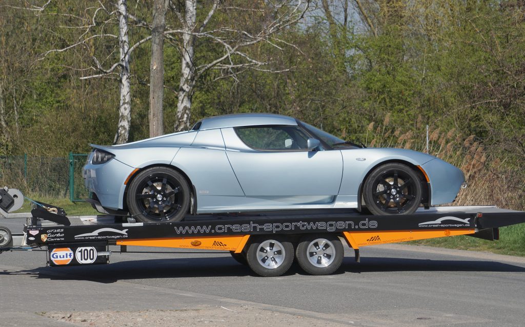 Transport Anhänger Tesla