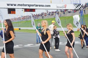 Grid 1 Carrera CUP 2018 Crash-sportwagen.de