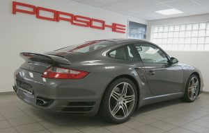 Unfall Porsche Turbo gesucht