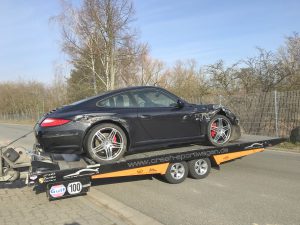 Porsche 997 Carrera Unfall hänger www.crash-sportwagen.de