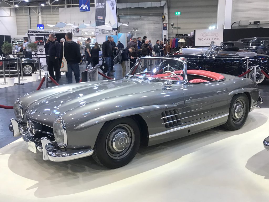 Classic Mercedes SL 300 