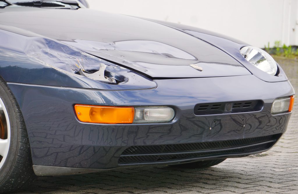 Unfall 968 Porsche Coupe 