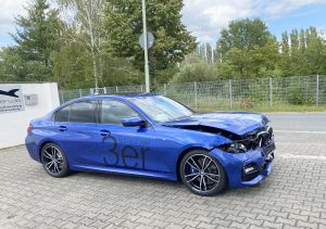 BMW G 21 neues Modell 330 Unfall