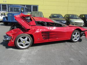 Unfall Ferrari Testarossa 512 TR