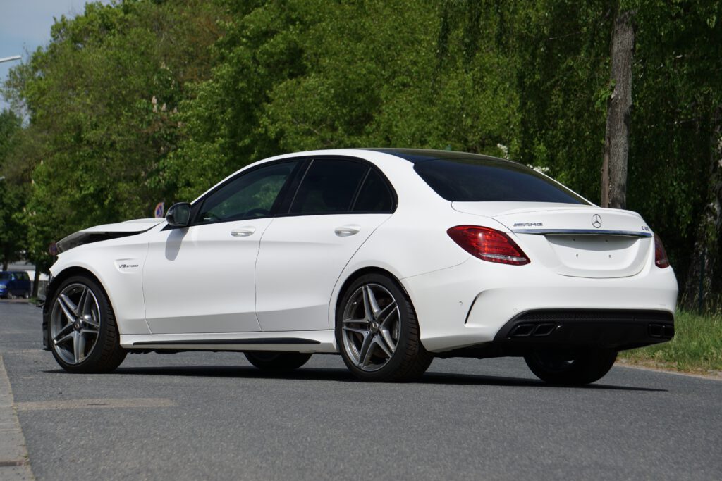 AMG C 63 Ankauf Unfallwagen Gesucht 
