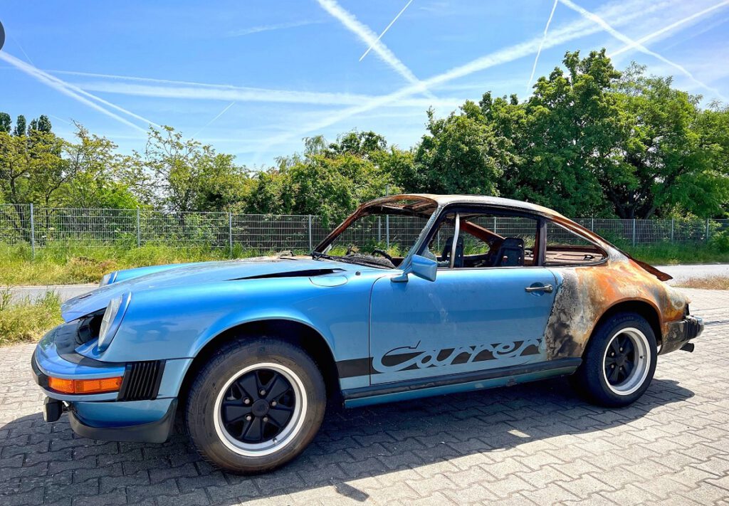Porsche 911 Brandschaden-Motorbrand