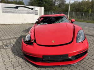 Totalschaden Porsche Cayman 718 GTS 4.0