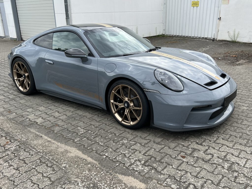 GT3 Touring Arktikgrau Unfallporsche Ankauf