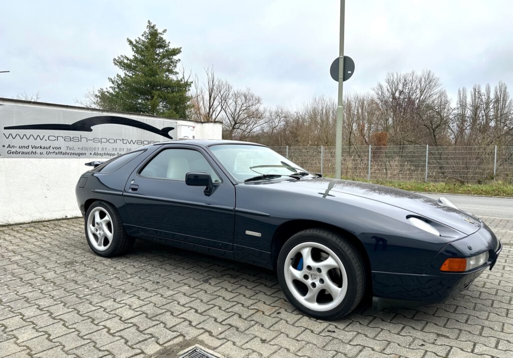 Streifschaden Unfall links Porsche 928 S 4 Nachtblau Leder Beige