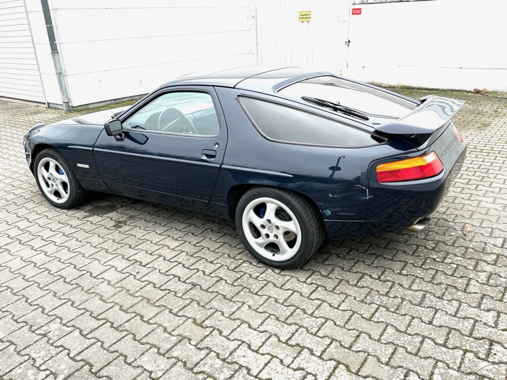 Unfall Porsche 928 S 4 Nachtblau Metallic