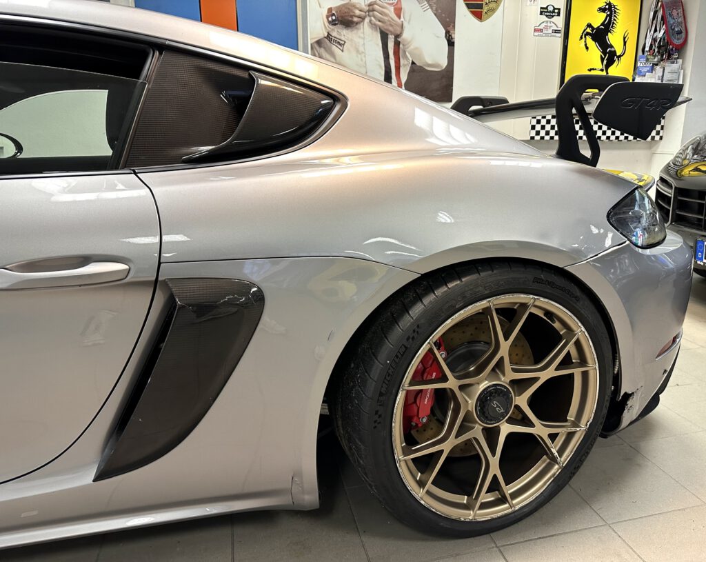 Unfall Porsche GT4 RS