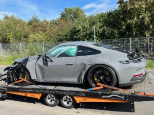 Porsche Unfallwagen Express Transport