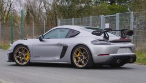 Clubsport GT4 RS mit nur 5.600KM