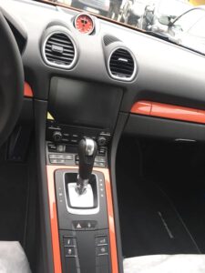 Porsche 718 Cayman in Lavaorange