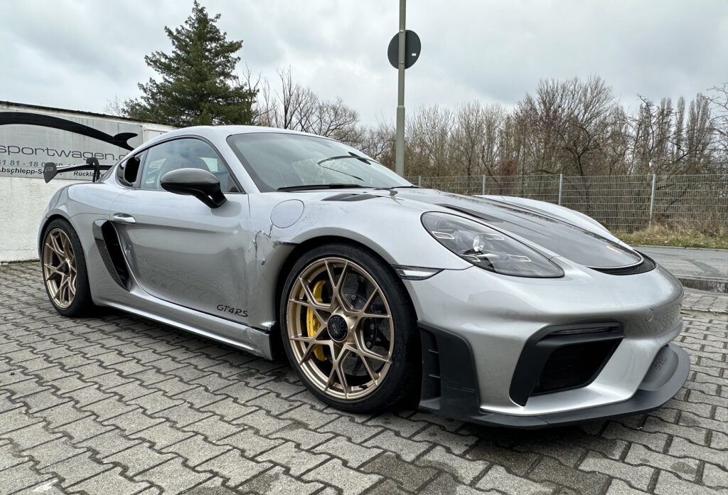 Unfall Porsche 718 GT4 RS Clubsport Paket & Carbon