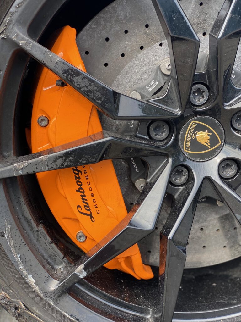 Lamborghini 740 S Brandschaden