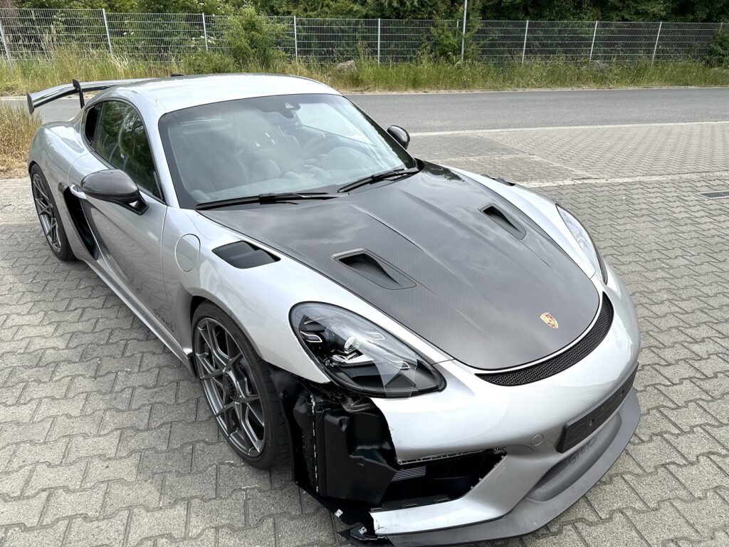 GT4 RS in GT Silber Unfallwagen Ankauf 
