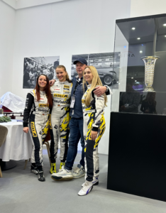 Motorshow mit Carrie Schreiner