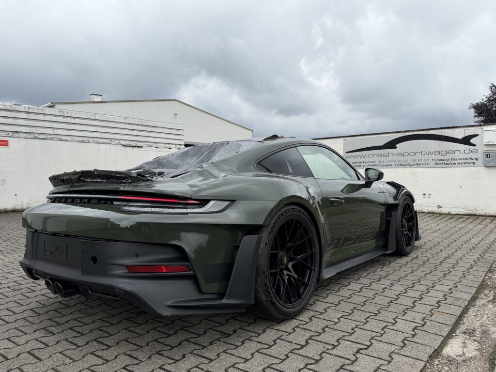 Unfall Porsche 992 GT3 RS