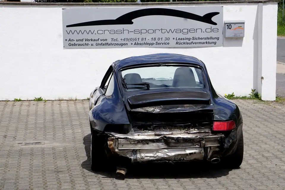 Unfallwagen-Ankauf 993 Carrera