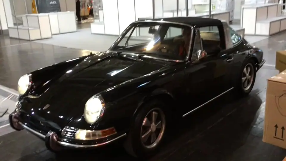 Porsche 911 Motorshow Essen 2015 Alfred Bauhaus fährt in Halle 1
