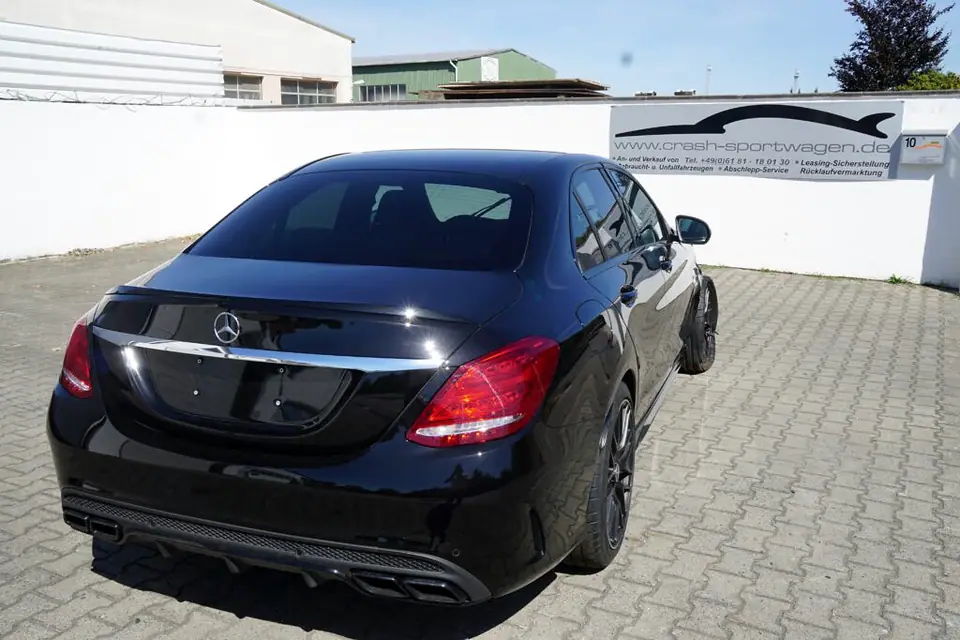 Ankauf Frontschaden Mercedes Unfallwagen AMG C 63 Restwert Abwicklung Bundesweit zum Höchstgebot
