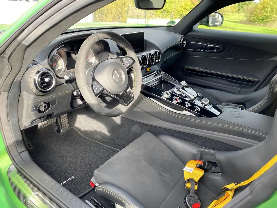 Mercedes AMG GTR Ankauf Unfallwagen