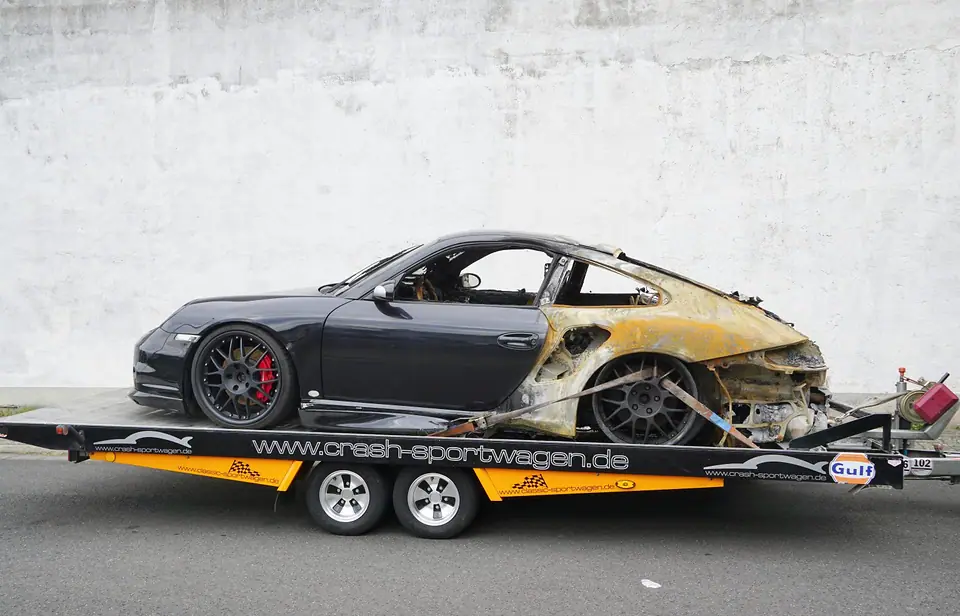 Brandschaden Porsche 997 Turbo Ankauf crash-sportwagen.de