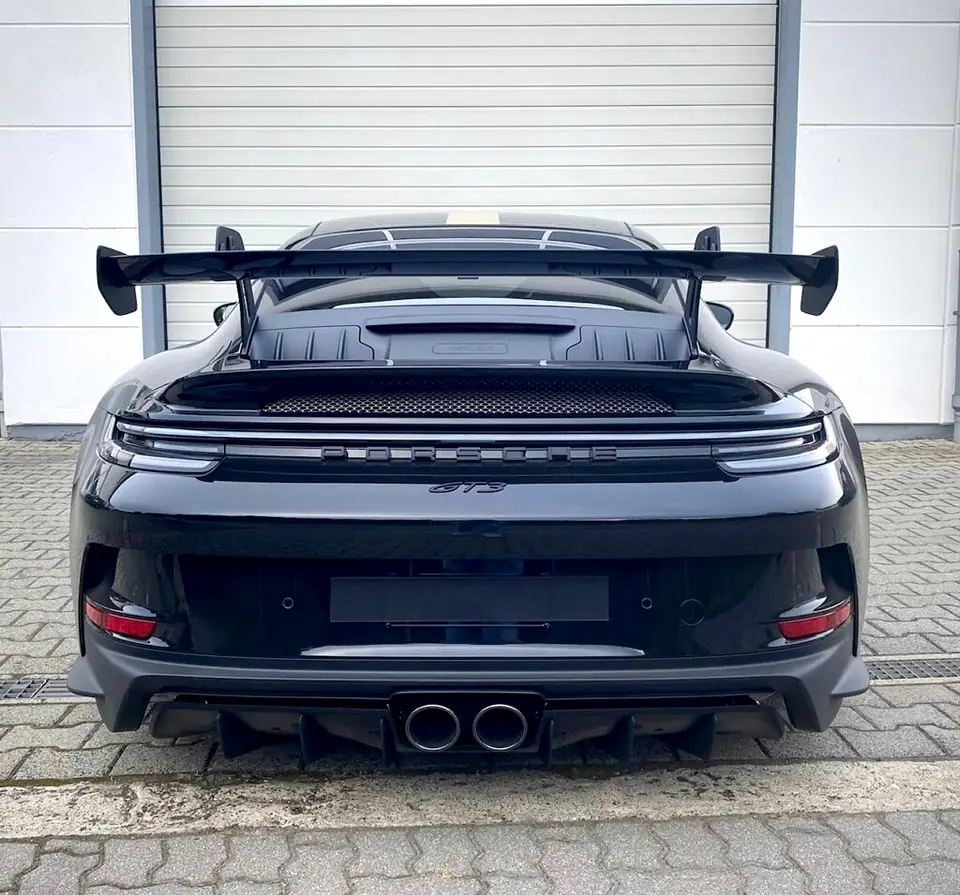 992