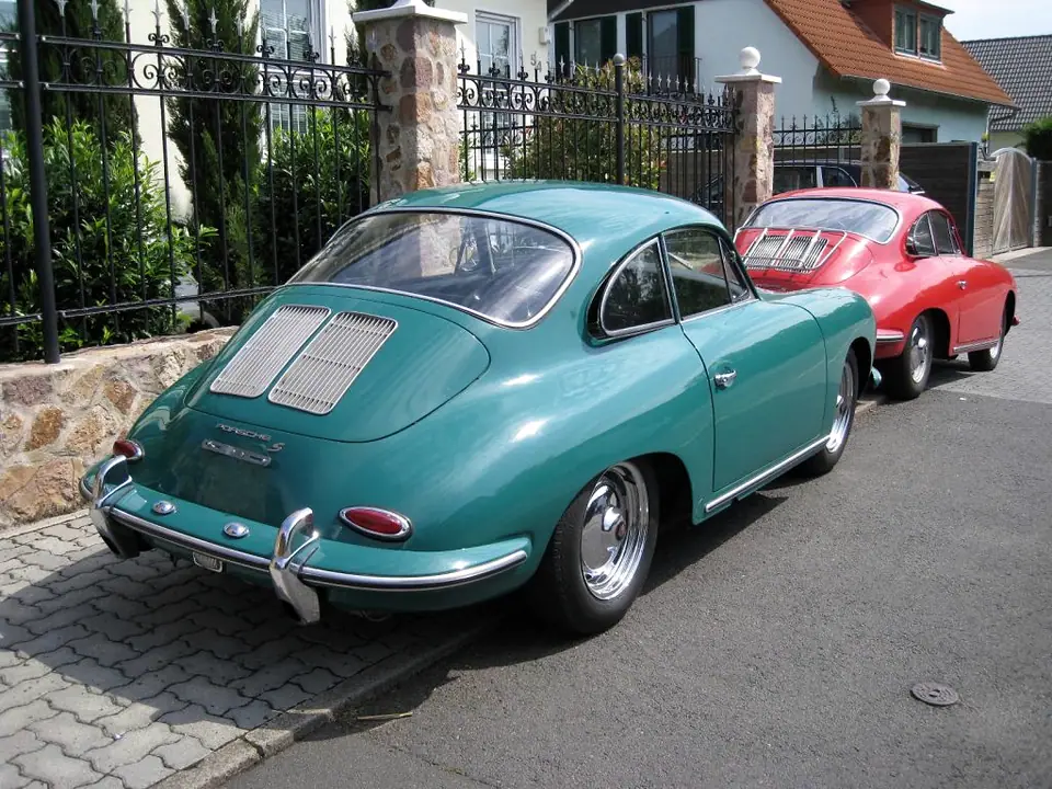 356 Porsche Heck grün rechts