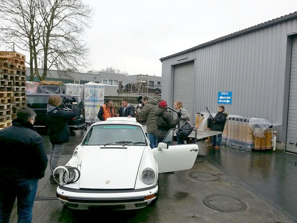 Porsche 911er carrera 3.2 Coupe Unfallwagen-Ankauf in GrandPrix weiss · Totalschaden Restwert Ankauf mit Fred´s Revier