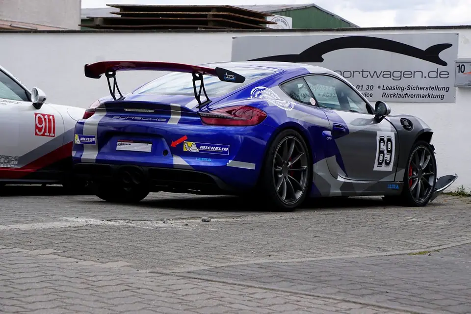 Der günstigste Porsche GT4 Deutschlands in Hanau