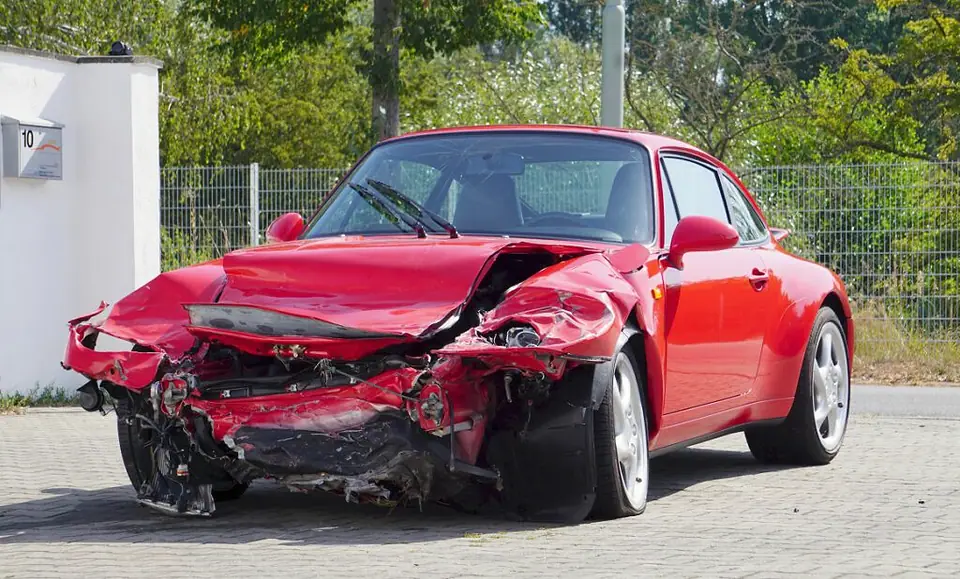Unfall Porsche 993 Carrera Indischrot gesucht Classic 911 Luftgekühlt Allianz Versicherung Restwerthöchstgebot vom Sportwagenprofi aus Frankfurt 24/7h · Totalsc