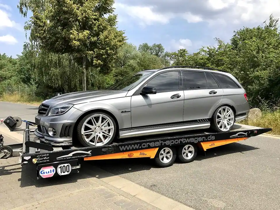 Mercedes AMG C 63 Kombi 2008 crash-sportwagen