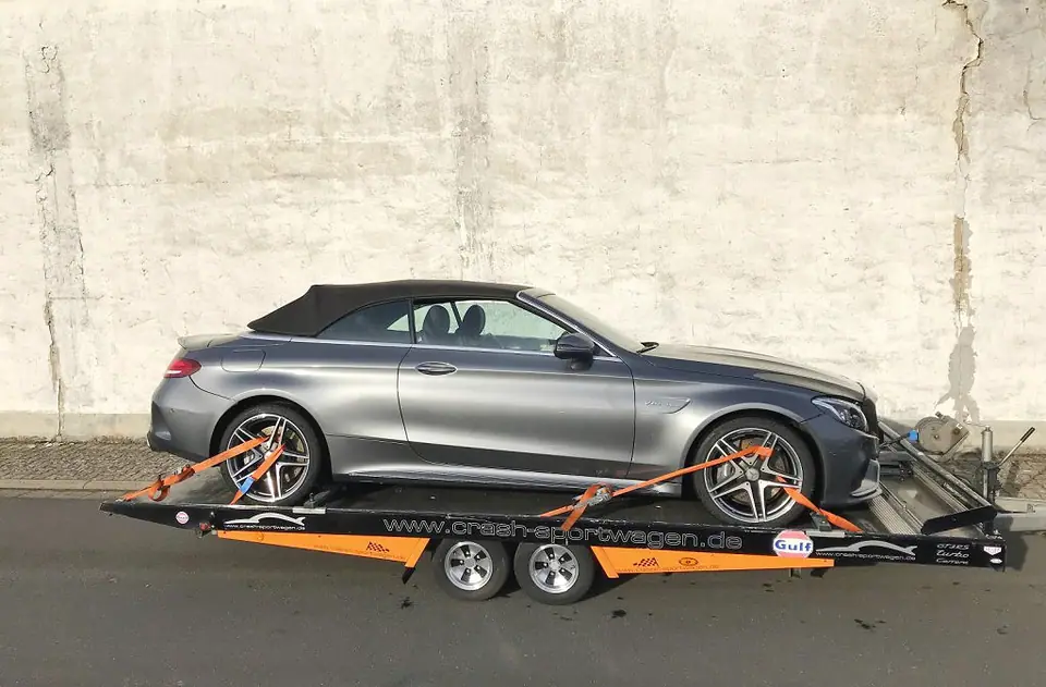 Mercedes-Benz AMG C 63 Cabrio Transport