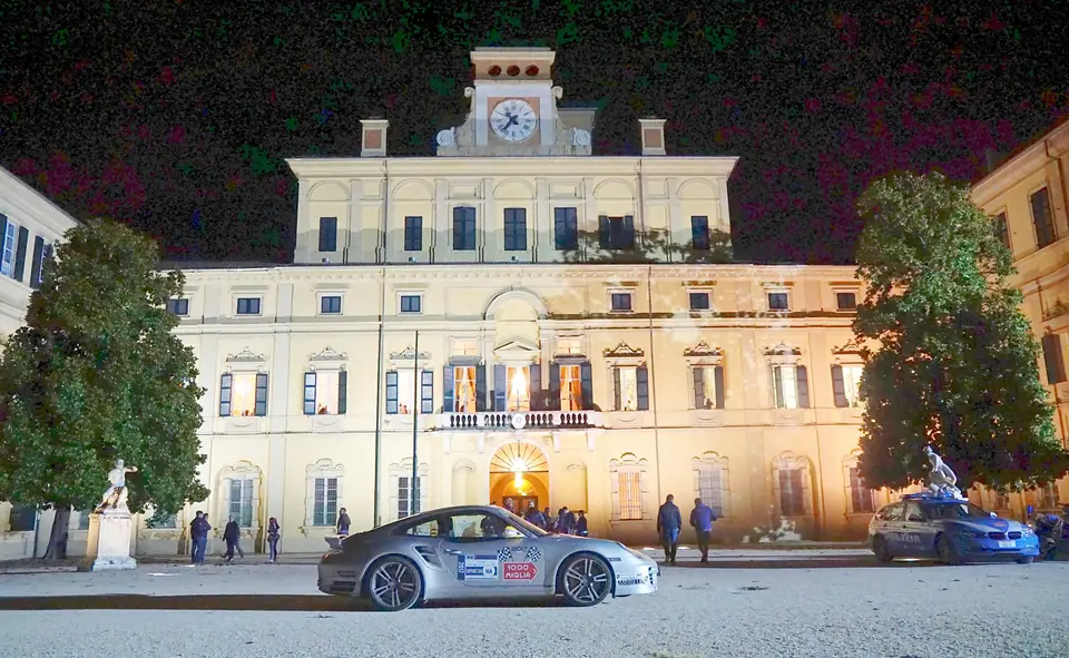 Mille Miglia Support Car 16A