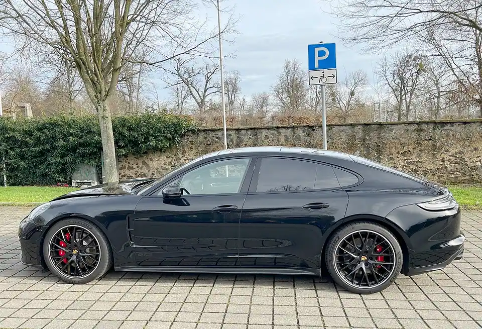 Unfall Porsche 971 Panamera GTS Ankauf zum Restwerthöchstgebot Totalschaden Sportwagen gesucht