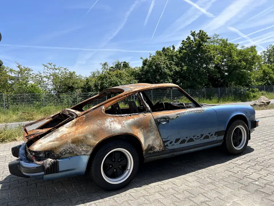 Motorbrand Porsche Oldtimer 911 Ankauf · Spezialankauf 911er Brandschaden Schadenmanagement Restwert Abwicklung