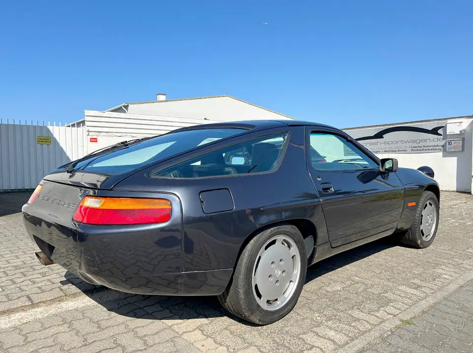 928 Porsche 32 V Motor Ozeanblau Flutschaden-Wasserschaden