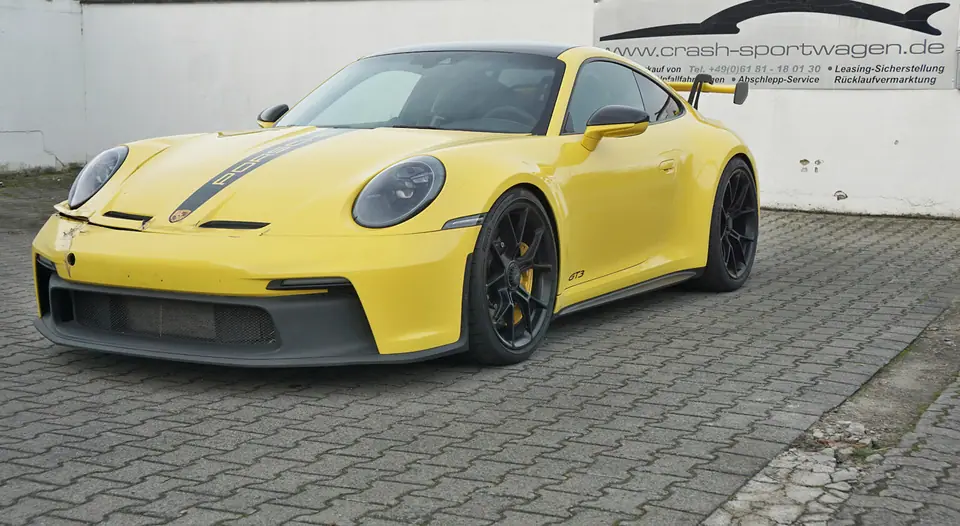 RacingGelb Porsche 992 GT3 Clubsport Unfall-Ankauf 24/7H