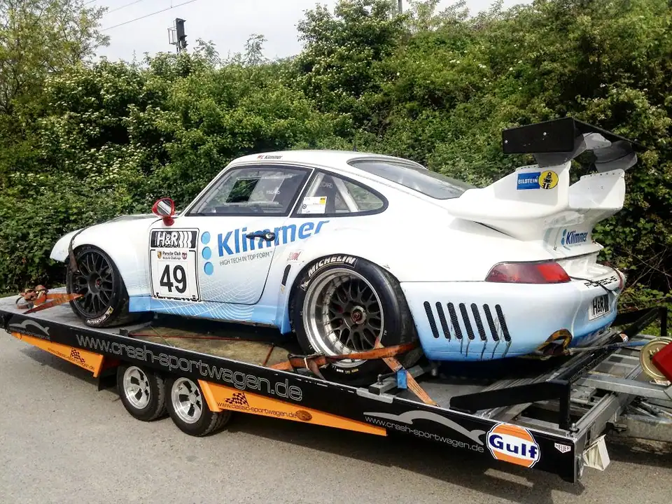 Porsche 993 GT2 Unfallwagen Transport