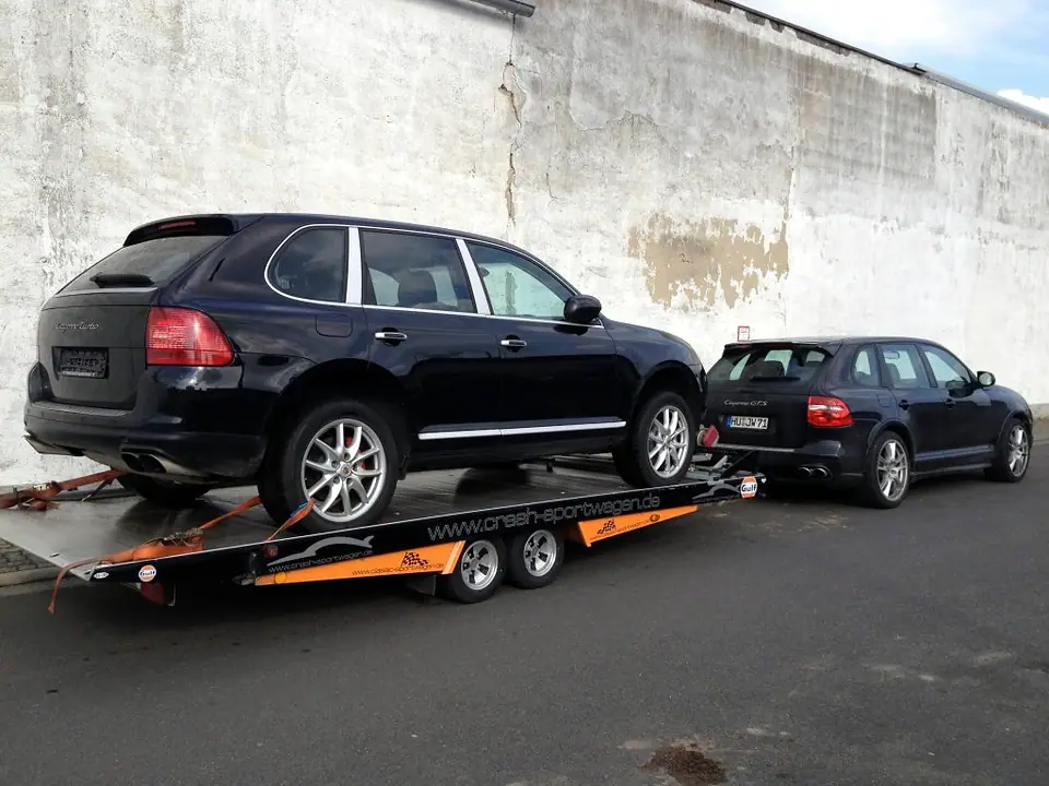 Porsche Cayenne Transport