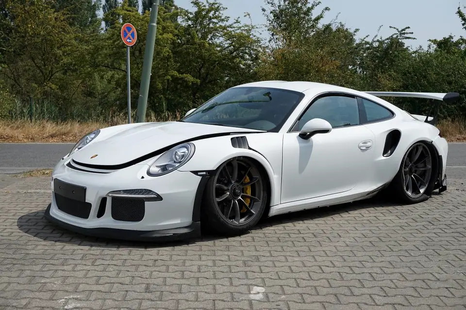 Porsche 991GT3RS ob Gebrauchtporsche oder Unfallporsche GT3 RS is immer eine Wertanlage auf Zeit · Unfallwagen-Ankauf