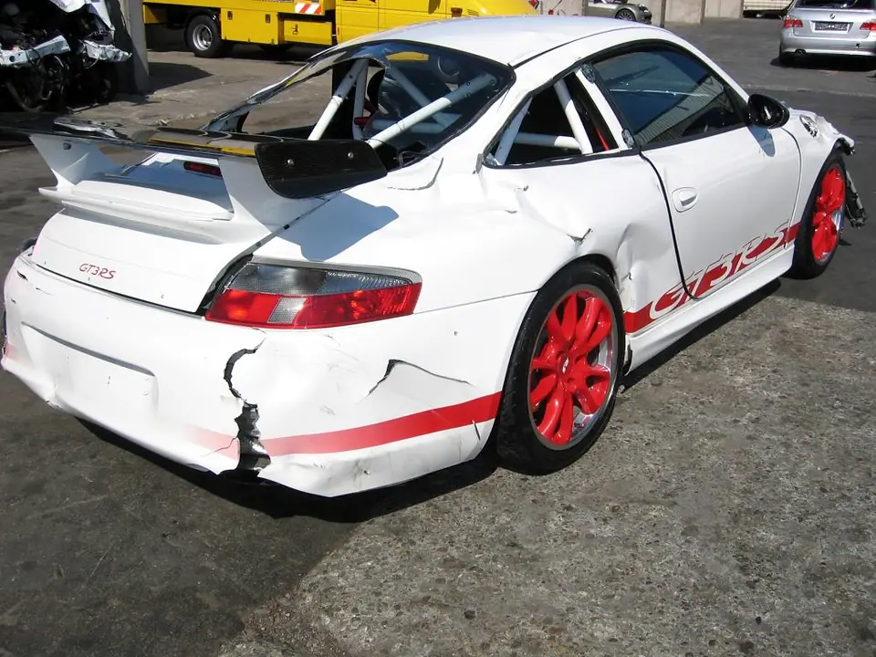 Unfall GT3 RS weiss