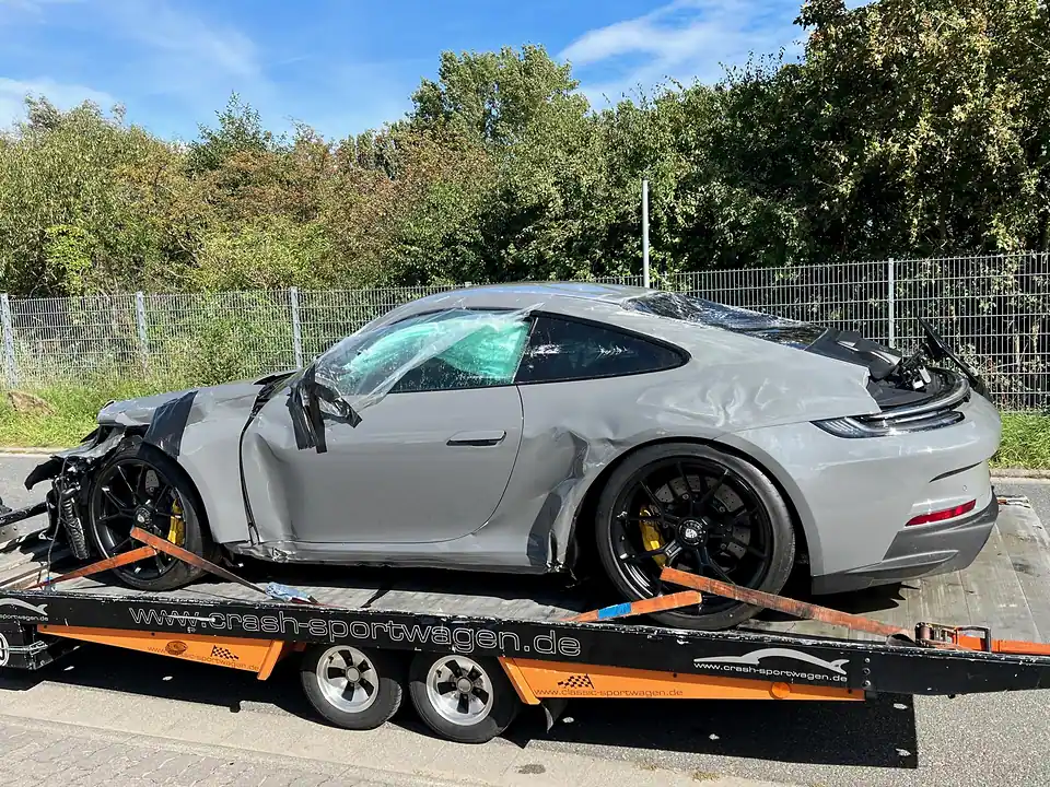 Porsche Unfallwagen Express Transport